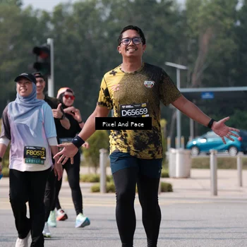 Runner Photo 6802494