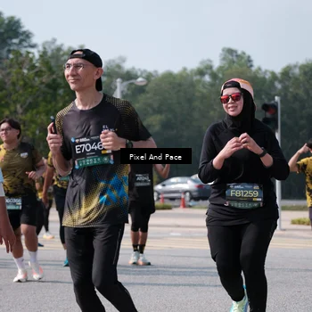 Runner Photo 6802508