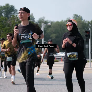 Runner Photo 6802514