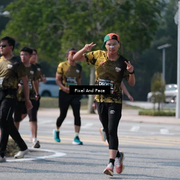 Runner Photo 6802522