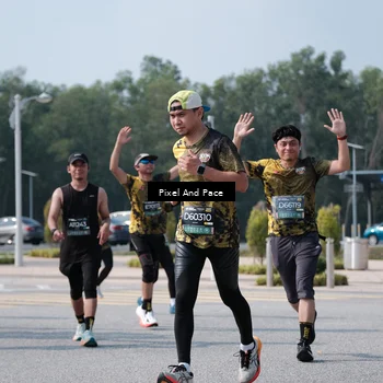 Runner Photo 6802532
