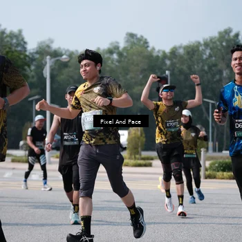 Runner Photo 6802552