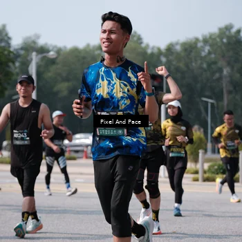 Runner Photo 6802561