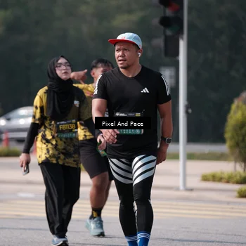 Runner Photo 6802601