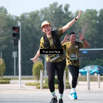 Runner Photo 6802650