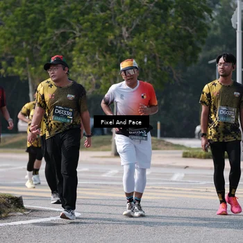 Runner Photo 6802675