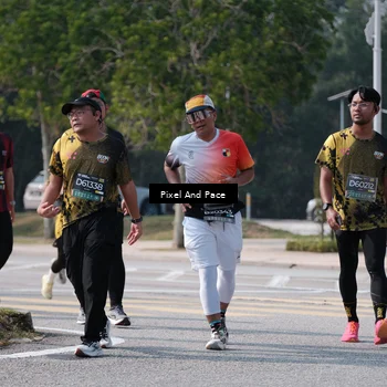 Runner Photo 6802680