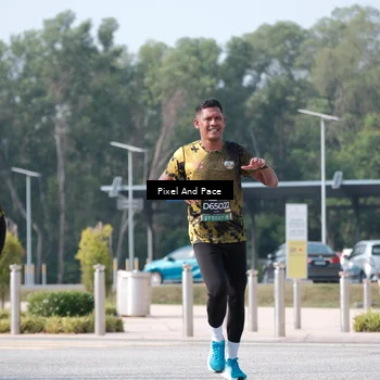 Runner Photo 6802704