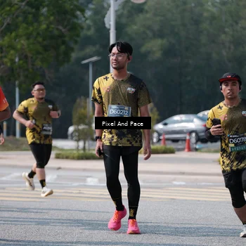 Runner Photo 6802713