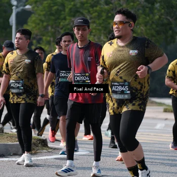 Runner Photo 6802739