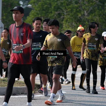 Runner Photo 6802743