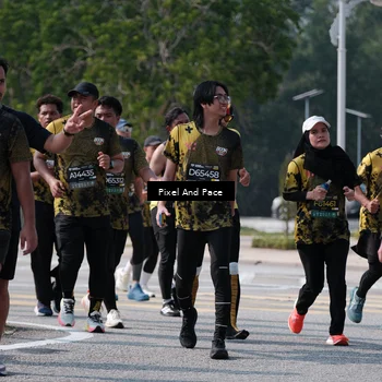 Runner Photo 6802762