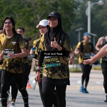 Runner Photo 6802770