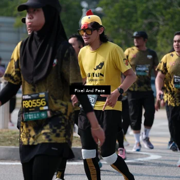 Runner Photo 6802786