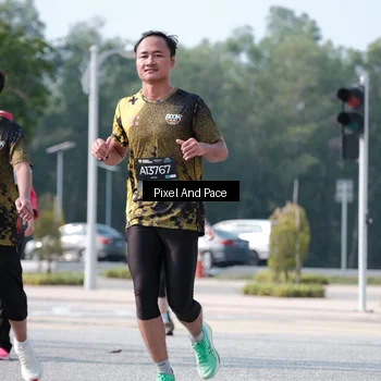 Runner Photo 6802812