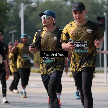 Runner Photo 6802814