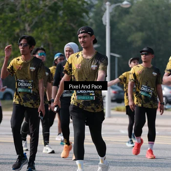 Runner Photo 6802817