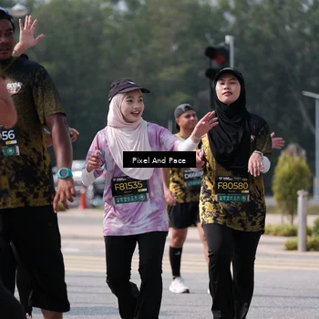 Runner Photo 6802847