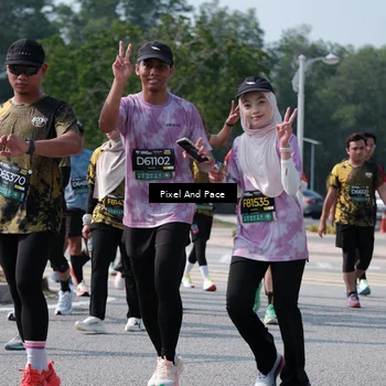 Runner Photo 6802856