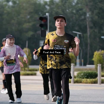 Runner Photo 6802858