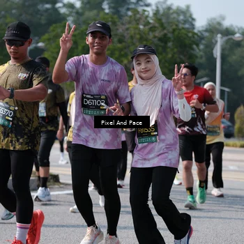 Runner Photo 6802861