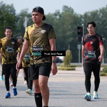 Runner Photo 6802910