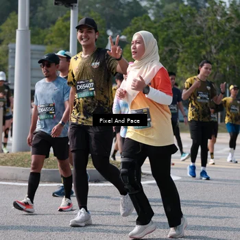 Runner Photo 6802914