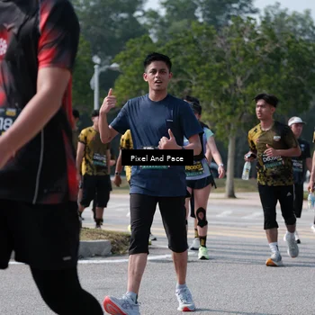 Runner Photo 6802938