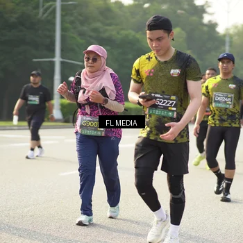 Runner Photo 6803006