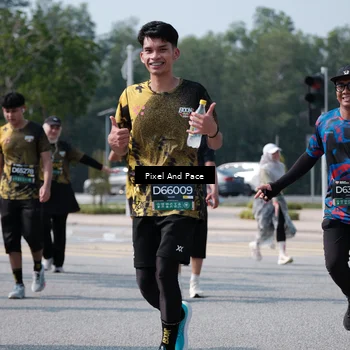 Runner Photo 6803009