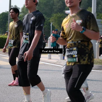 Runner Photo 6803045
