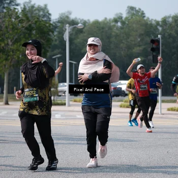 Runner Photo 6803051