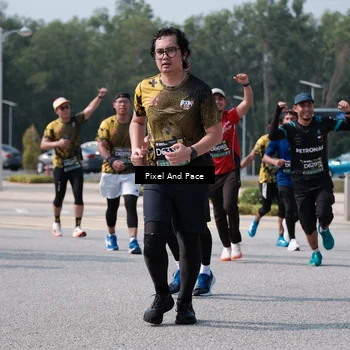Runner Photo 6803078