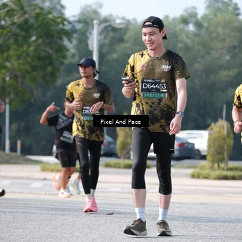 Runner Photo 6803088