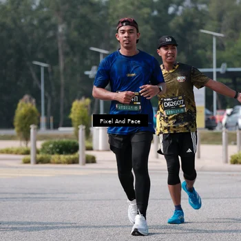 Runner Photo 6803092