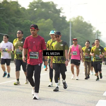 Runner Photo 6803105