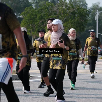 Runner Photo 6803127