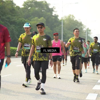 Runner Photo 6803129