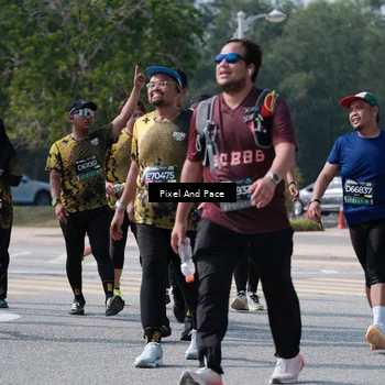 Runner Photo 6803157