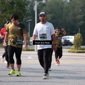 Runner Photo 6803194