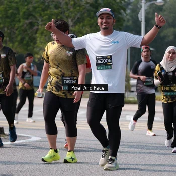 Runner Photo 6803218