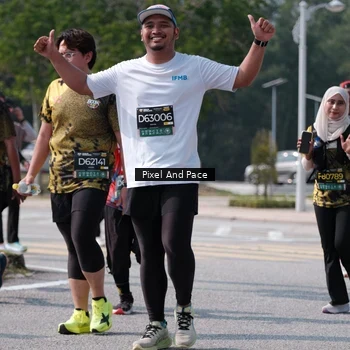 Runner Photo 6803230
