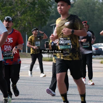 Runner Photo 6803232