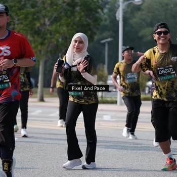 Runner Photo 6803243