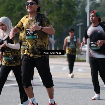 Runner Photo 6803257