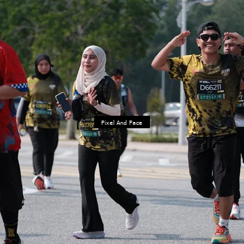 Runner Photo 6803261