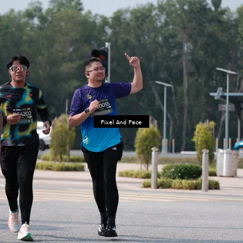 Runner Photo 6803273