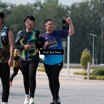 Runner Photo 6803284