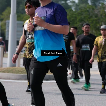 Runner Photo 6803309