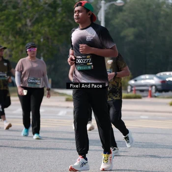 Runner Photo 6803320